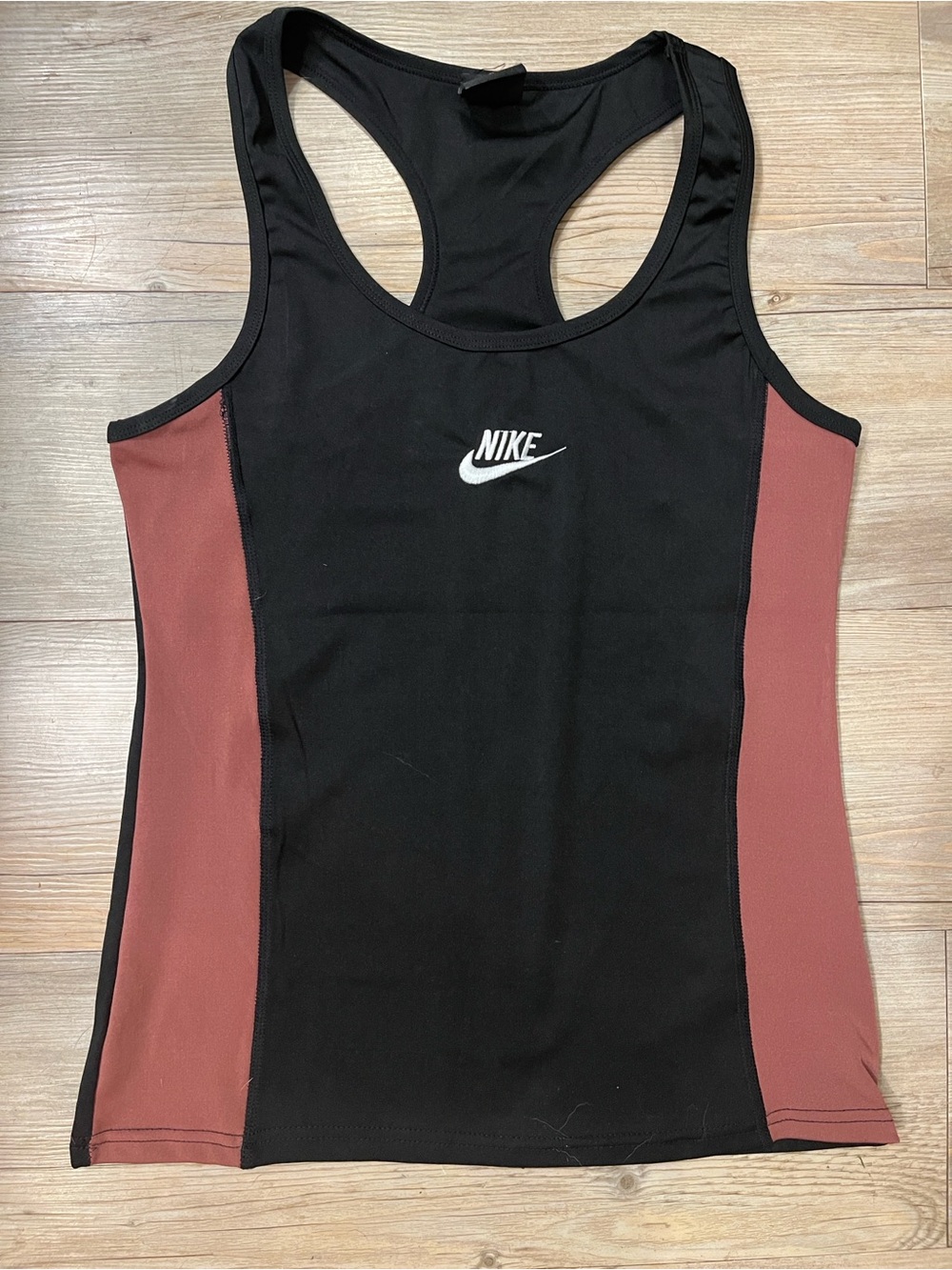 Nike Black & Caramel Brown Athletic Tank + Leggings Set - Picture 3 of 9
